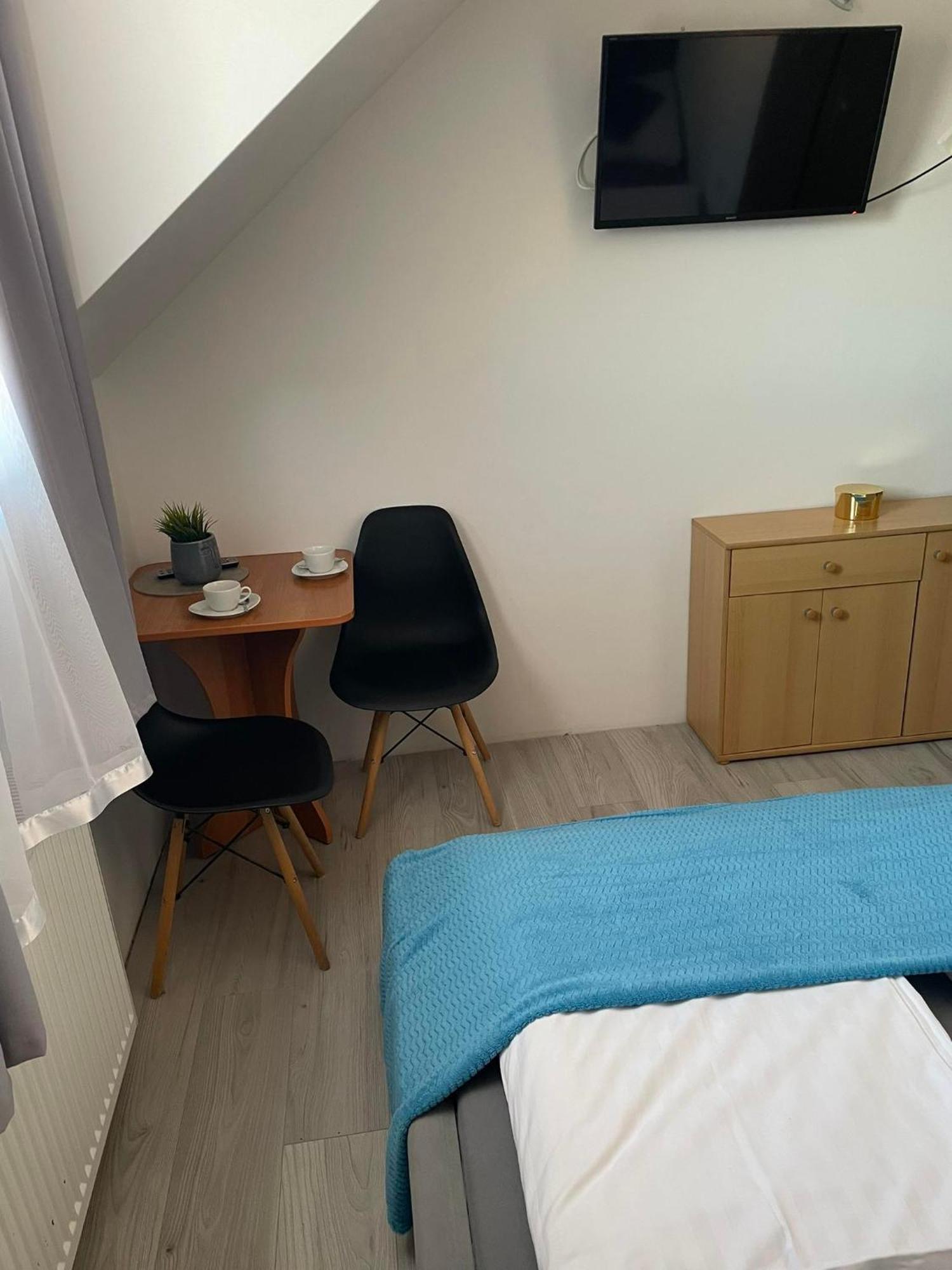 Pokoje I Apartamenty Polna 19 Niechorze Habitación foto